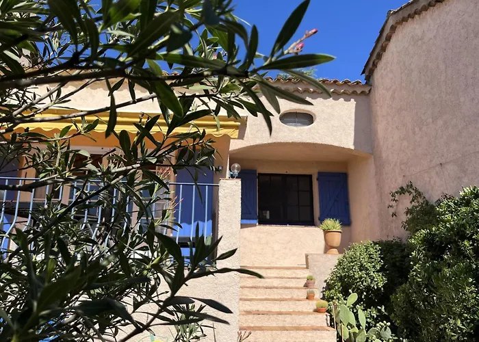 Ferienhaus La Maison Bleue By Interhome Grimaud
